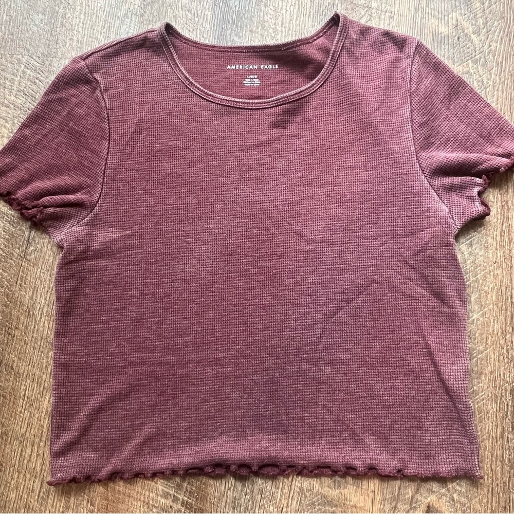 american eagle cropped tee - women’s large